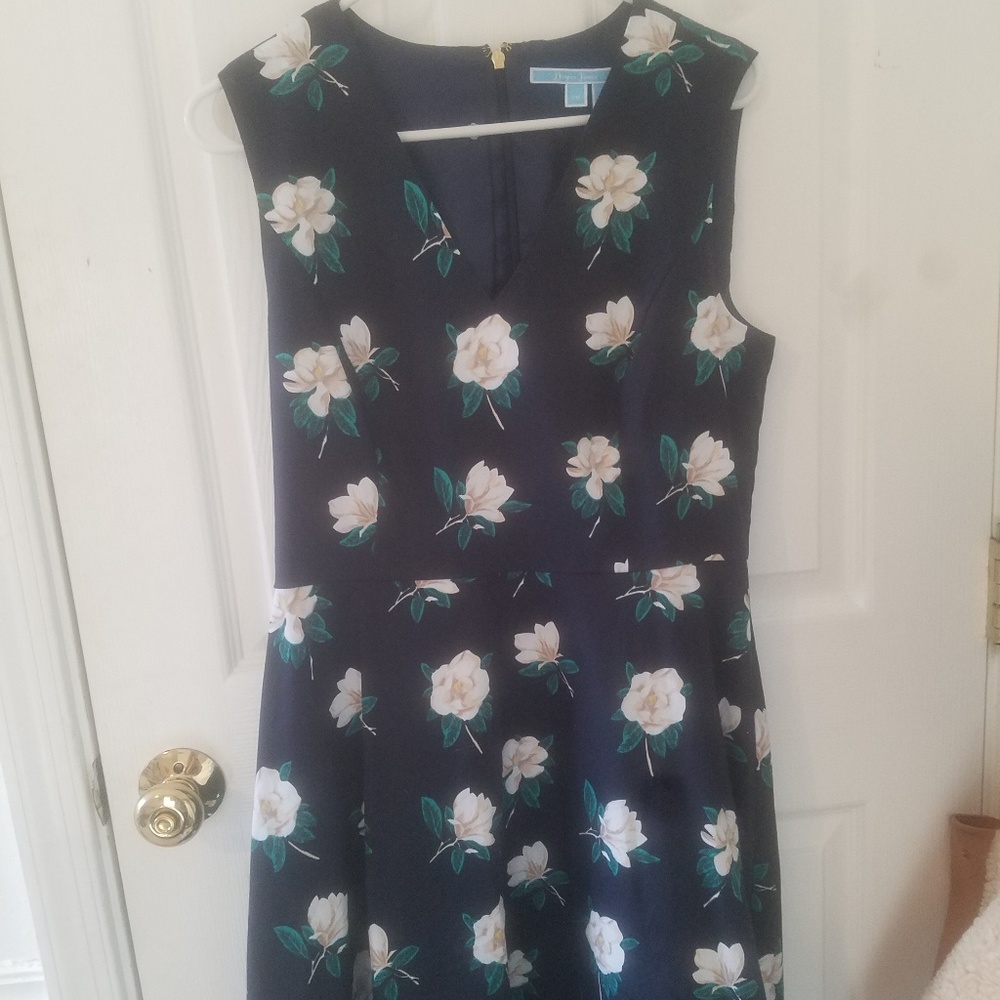 Draper James Magnolia Love Circle Dress